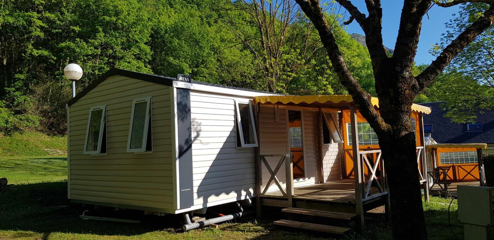 Camping Familial - Parc Aquatique - Grande Aire De Jeux A La Montagne Agos-Vidalos Buitenkant foto